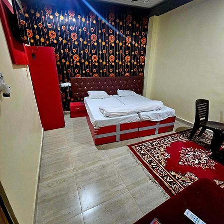 Hotel Kalika P Guest House Varanasi Exterior foto